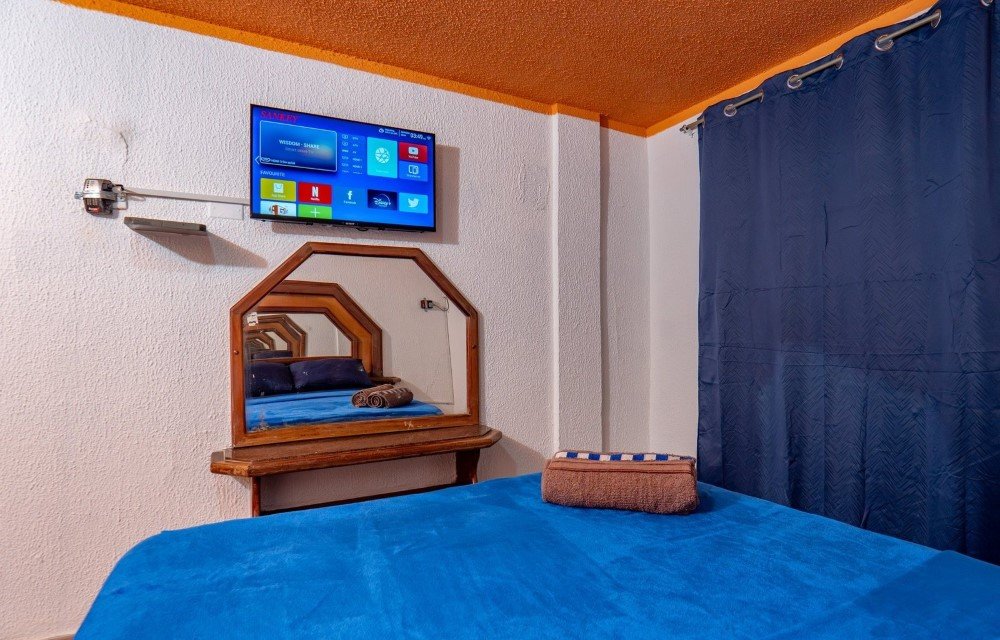 Gallery Picture